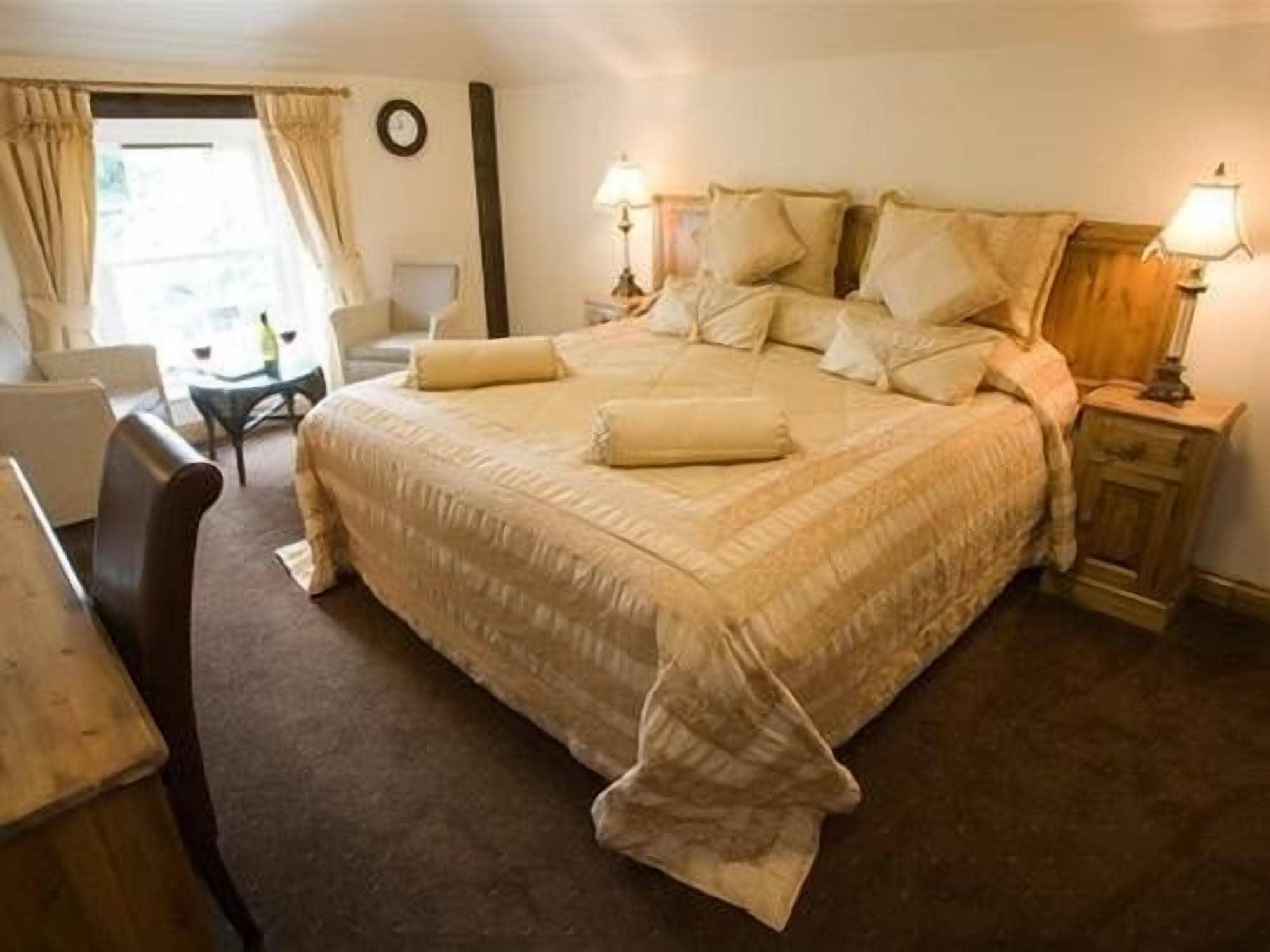 The King William IV Country Inn & Restaurant Sedgeford ภายนอก รูปภาพ
